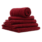 Crown Deluxe Towels Chlorine Resistant (50x90cm)