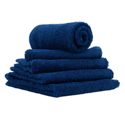 Crown Deluxe Towels Chlorine Resistant (50x90cm)